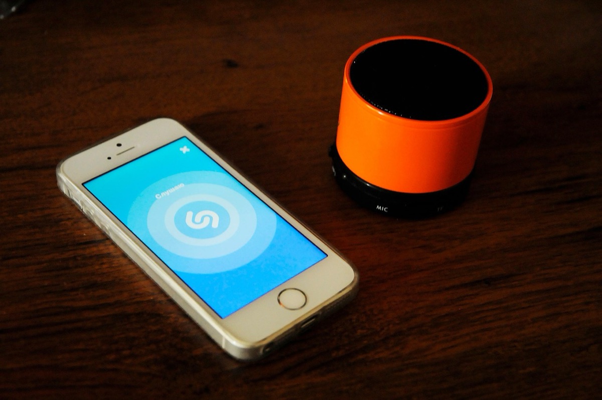 Smart speaker with storage